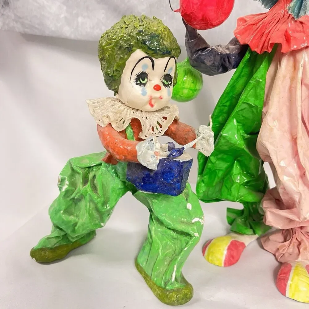 Lot Of 2 Vintage Hand Made Paper Mache Clowns Folk Art Mexico Beautiful EUC